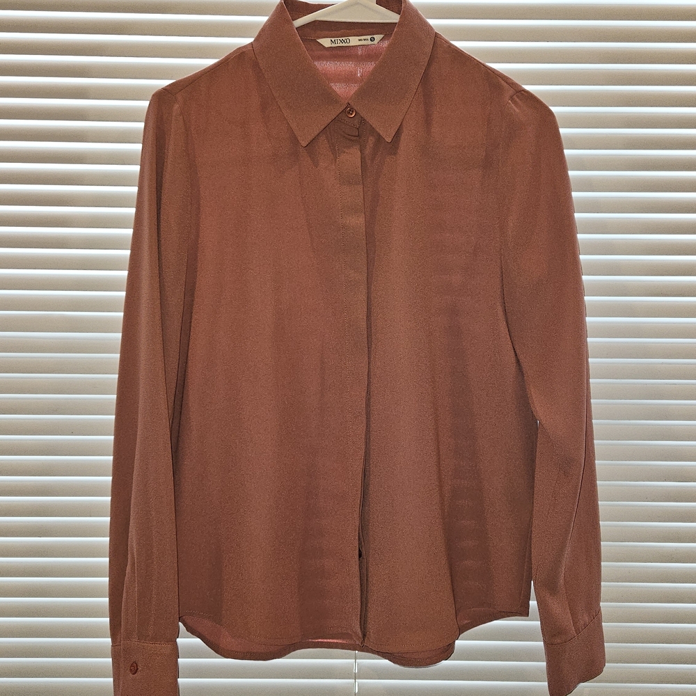 MIXXO Women's Long-Sleeve Button Blouse — Dessert Rose